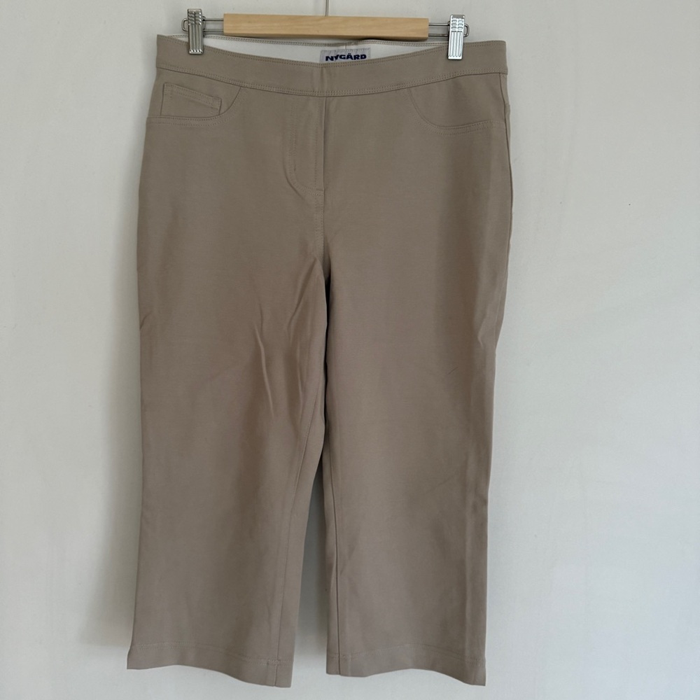 Nygard Ankle Cropped Pant  Size 14 Business Beige Slacks Elastic